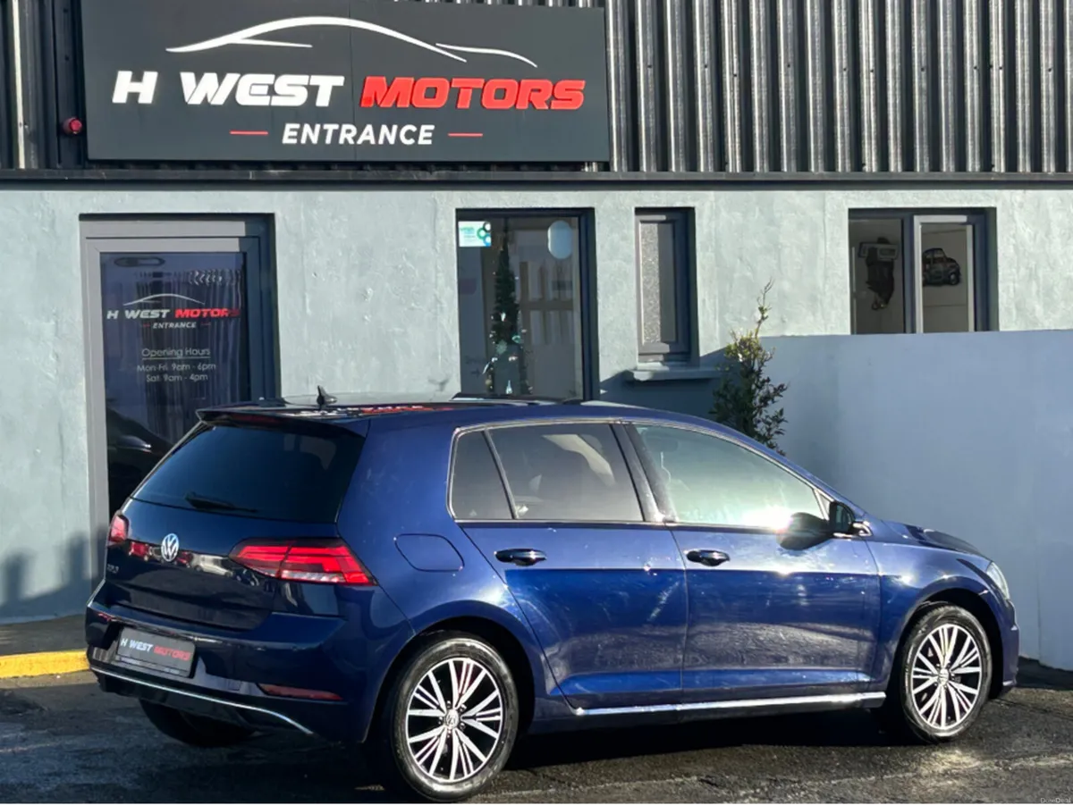 Volkswagen Golf 1.6 TDI SE NAV BLUEMOTION 115PS - Image 3