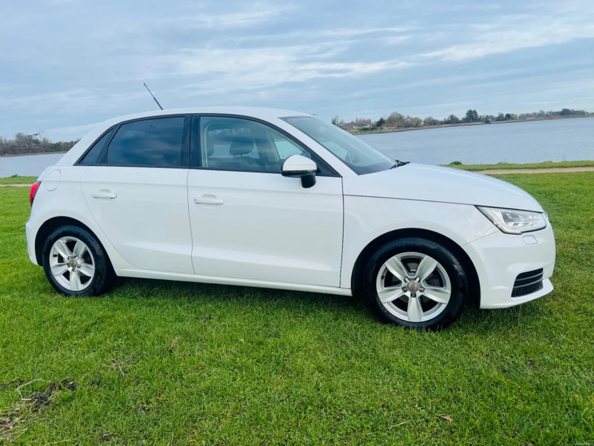 Audi A1 Low Mileage / Alloy Wheels/Privacy Glass - Image 3