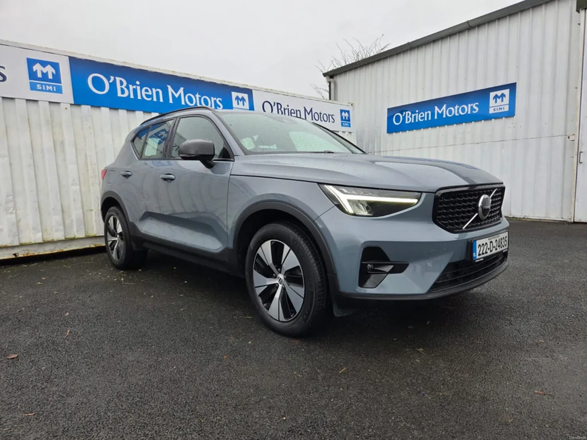 Volvo XC40 + T4 RECHARGE AUTO PLUS - Image 1