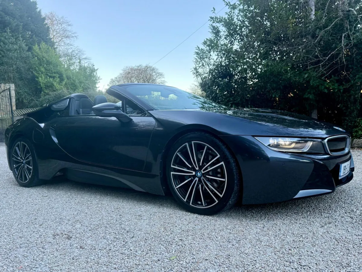 BMW i8 ROADSTER *F.BMW.SH….BMW Warranty* - Image 4