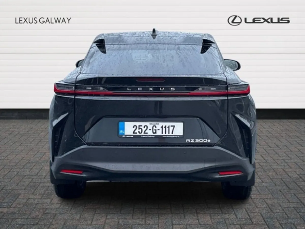 Lexus RZ 300e EXECUTIVE Full Electric // Remote Ce - Image 5