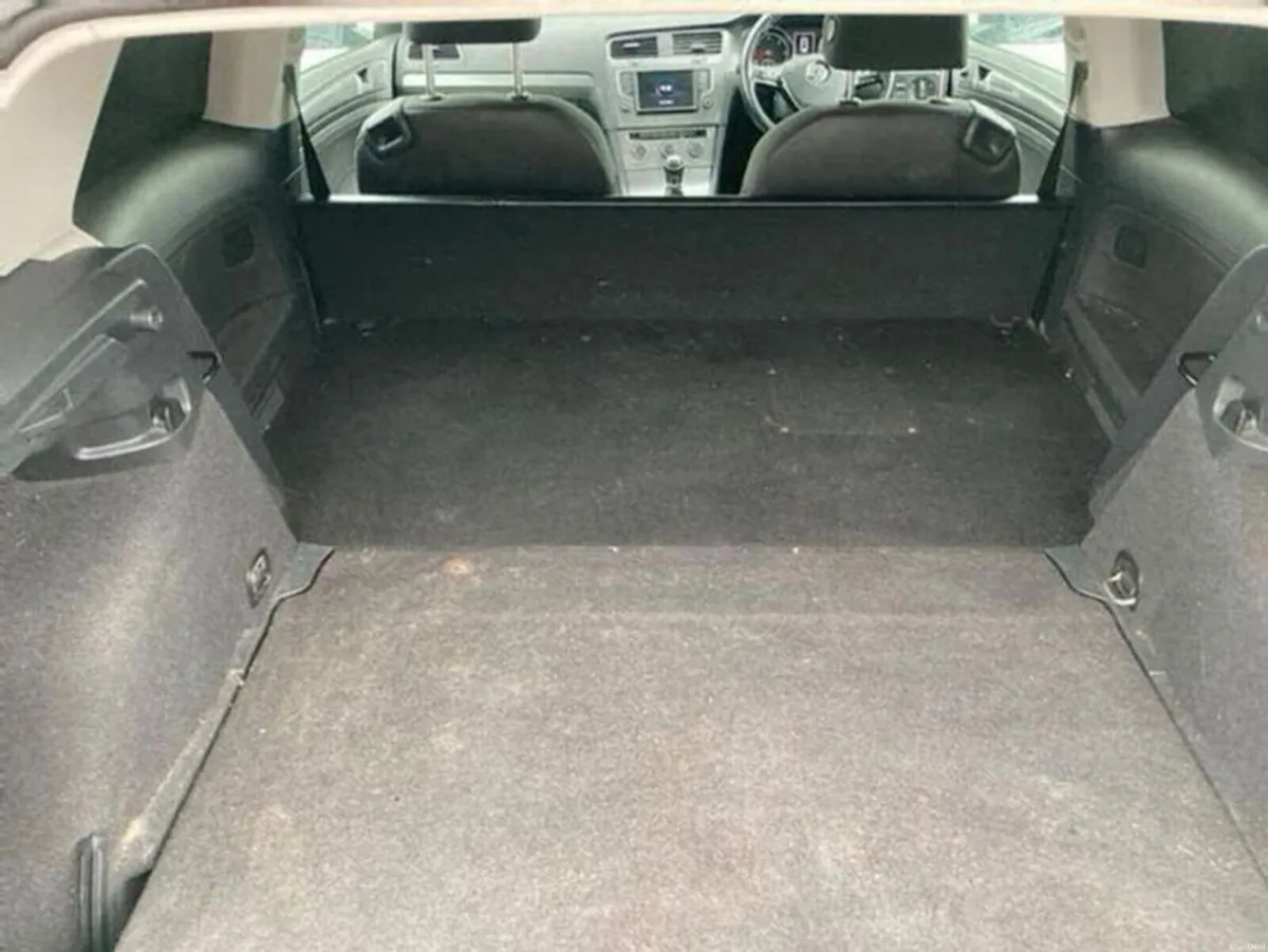 Volkswagen Golf Price includes VAT @ 23% 1.6L Van - Image 4