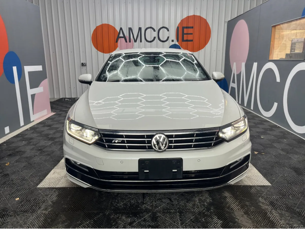 Volkswagen Passat PASSAT AUTMOATIC 2.0 TSI R LINE - Image 2