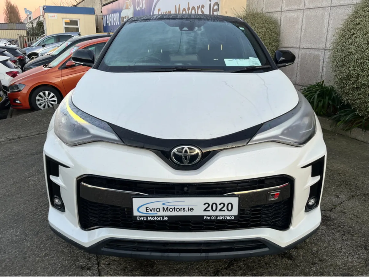 Toyota C-HR GR AUTOMATIC HYBRID 1.8 PETROL //HIGH - Image 2