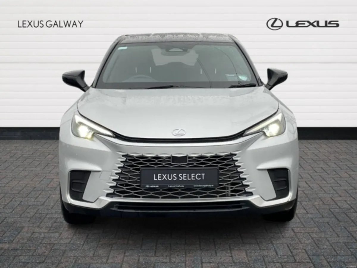 Lexus LBX 1.5h EMOTION // Heated Mirrors // Power - Image 4