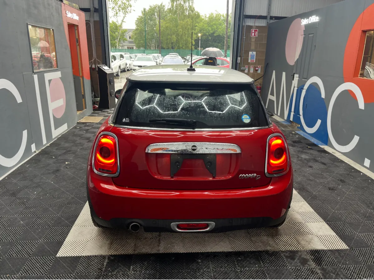 Mini Cooper €14950! MINI COOPER AUTOMATIC 1.5 DIES - Image 5