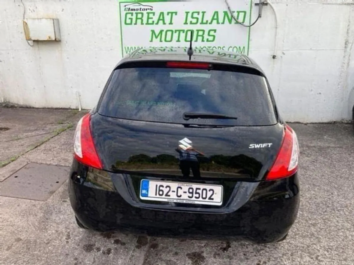 Suzuki Swift 1.2 PETROL AUTOMATIC - Image 5