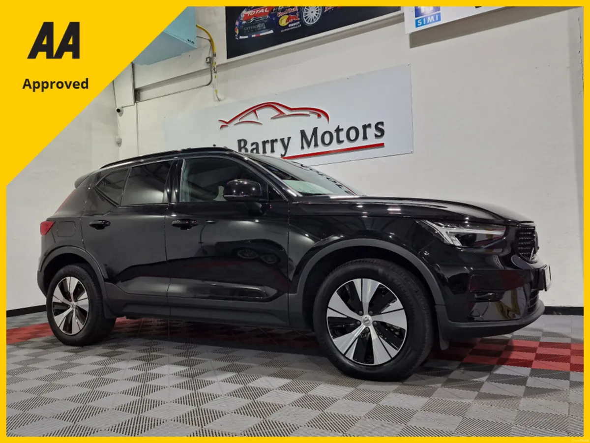 Volvo XC40 T4 PLUS DARK RECHARGE AUTOMATIC **ONE O - Image 1