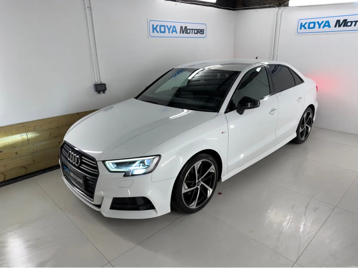 Audi A3 1.0 30 TFSI LIMOUSINE 116HP S LINE BLACK E - Image 2