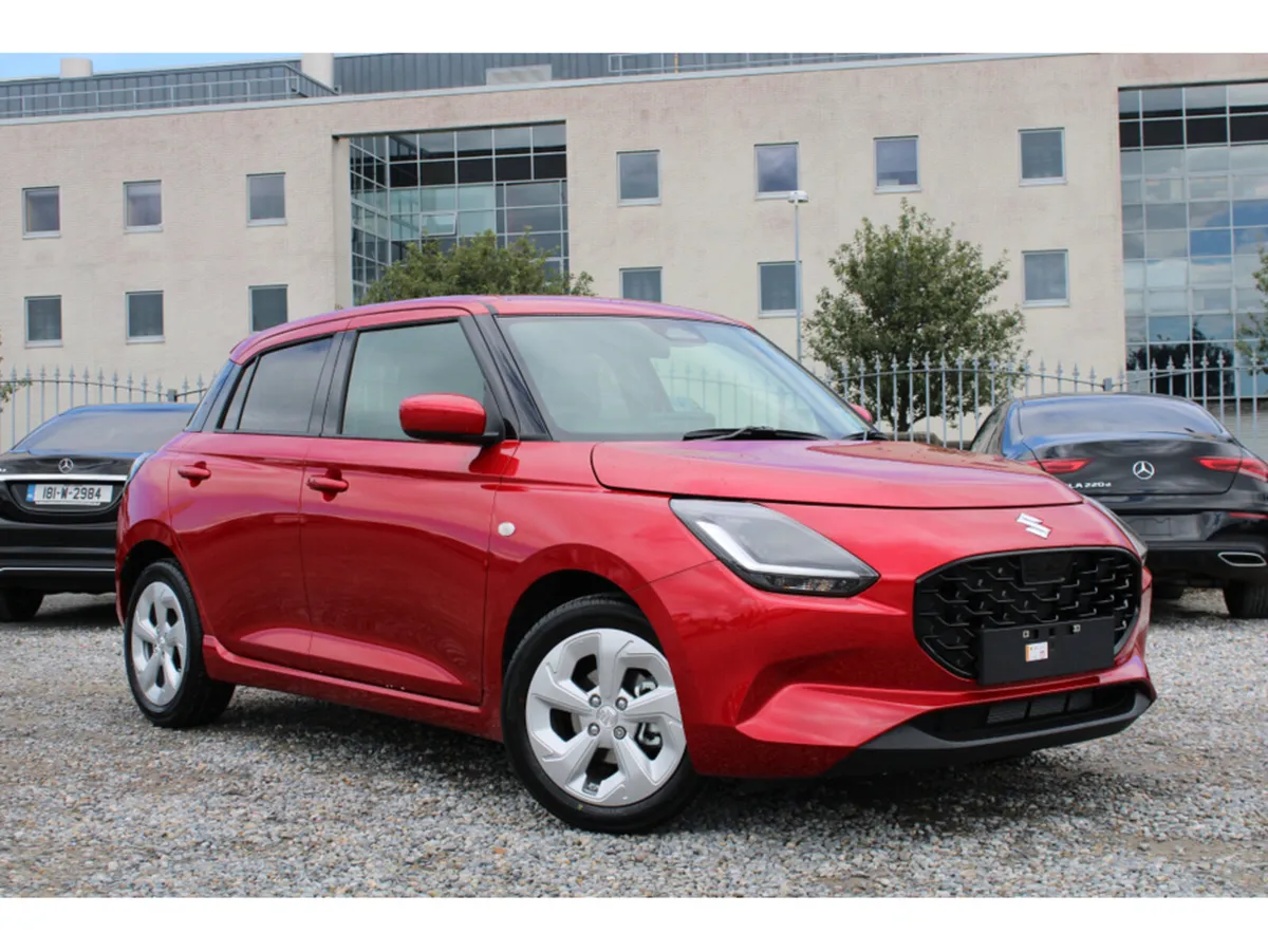 Suzuki Swift 1.2 Motion Petrol Hybrid *0% Finance - Image 3