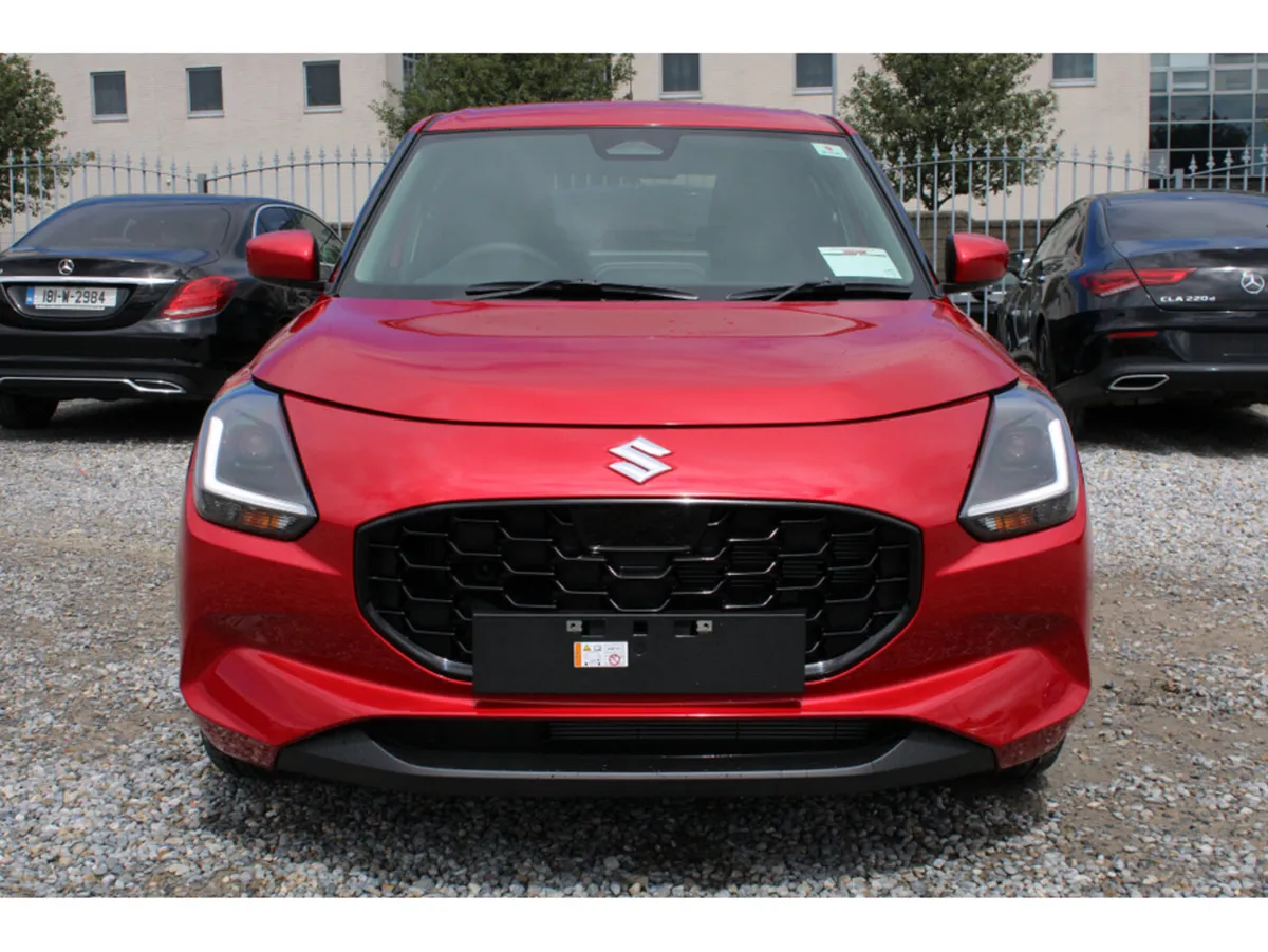 Suzuki Swift 1.2 Motion Petrol Hybrid *0% Finance - Image 5