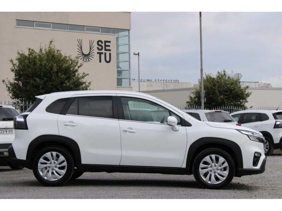 Suzuki SX4 S-Cross 1.4 Hybrid Motion *0% Finance a - Image 4