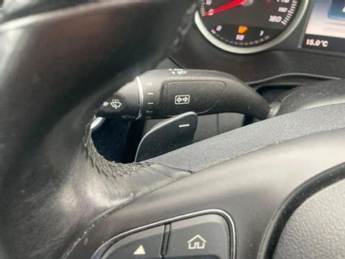 Mercedes-Benz C-Class 2.0 Exclusive Saloon Petrol - Image 5
