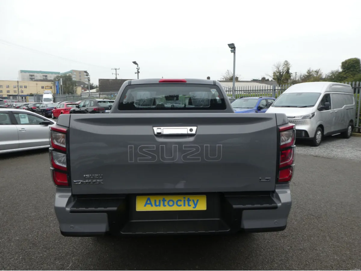 Isuzu D-Max LS - Image 4