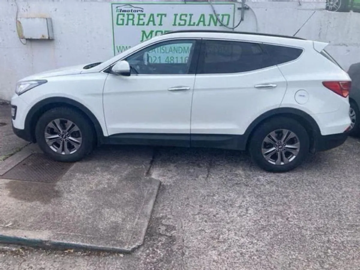 Hyundai Santa Fe 2.2 4WD 7 seater Executive with - Image 6