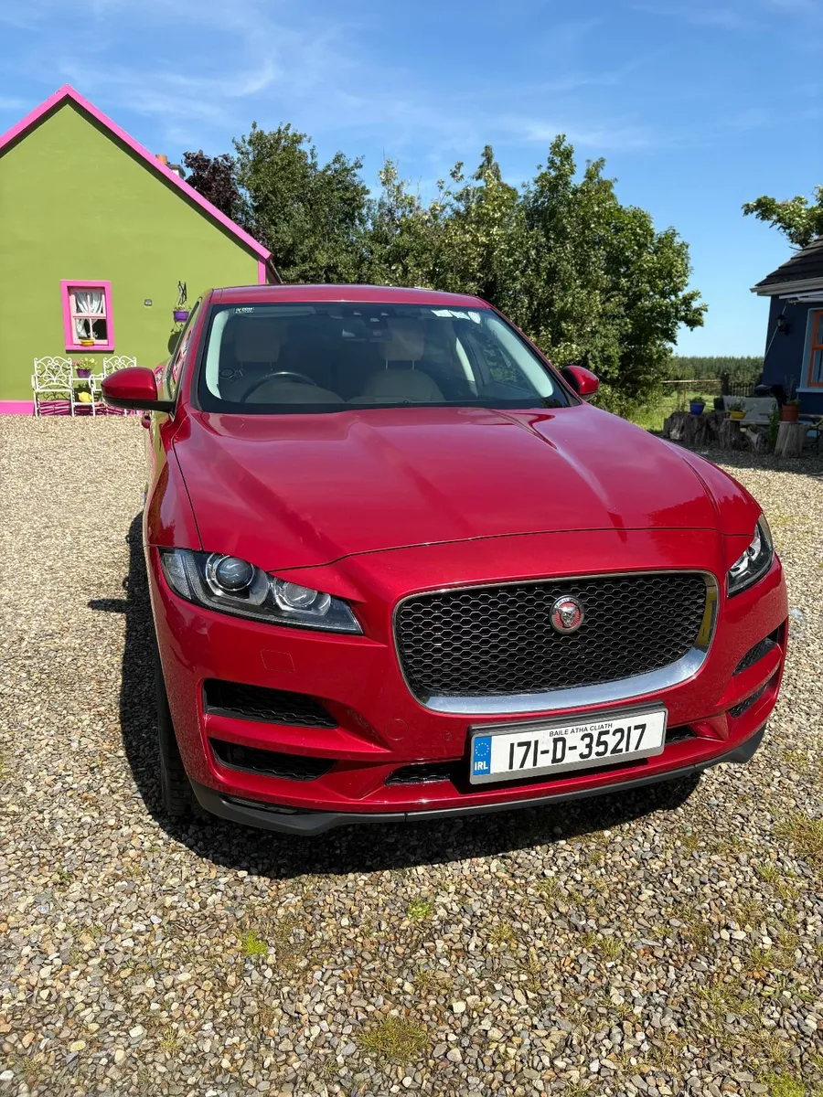 Jaguar F-Pace 2017 - Image 1