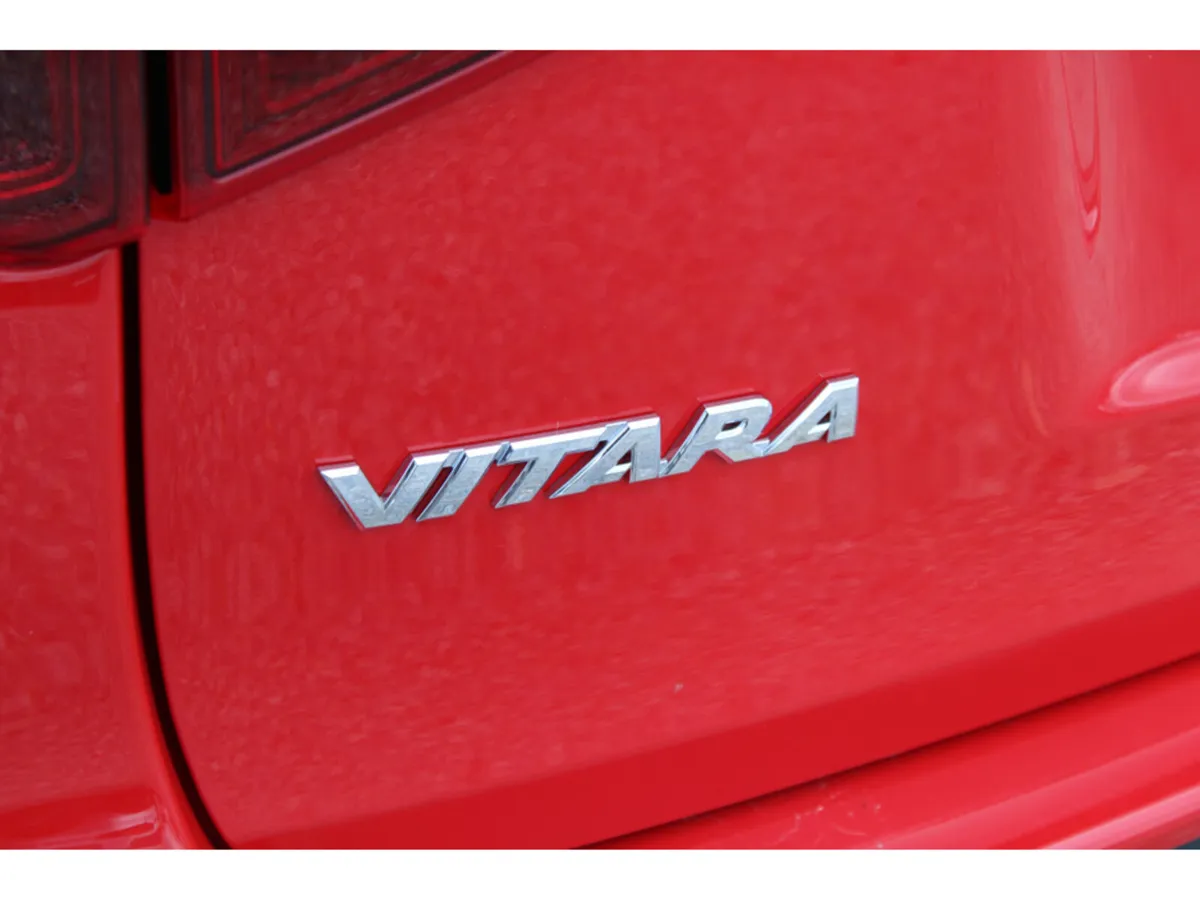 Suzuki Vitara 1.5 Hybrid Ultra Auto 4WD *€5,000 Sc - Image 6