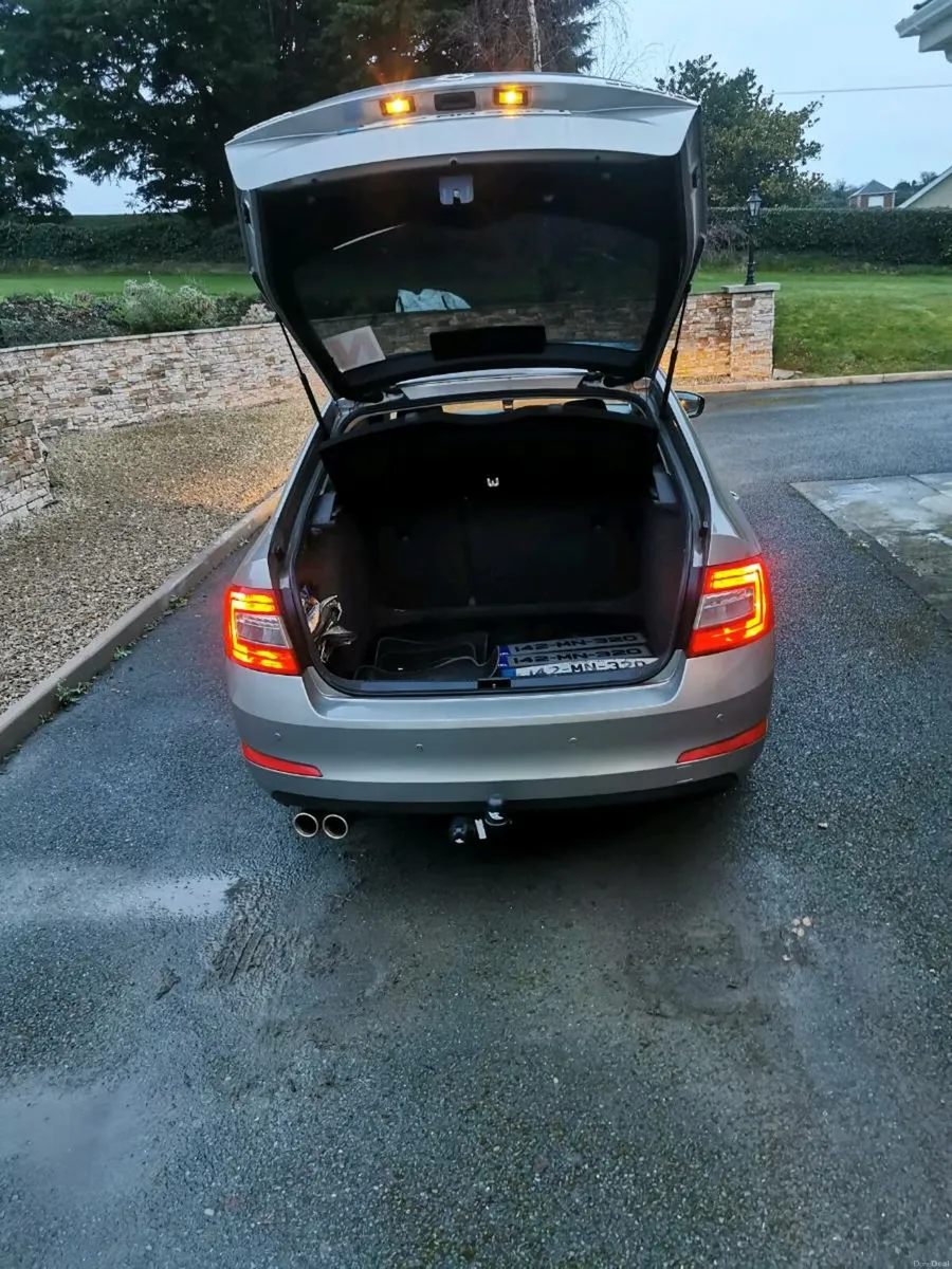 2014 Skoda Octavia 1.6L - Image 3