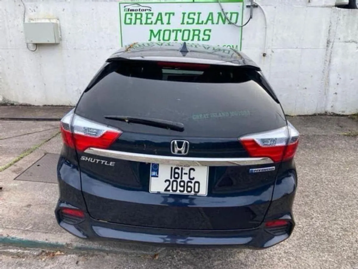 Honda Shuttle 1.5i Petrol Hybrid Automatic - Image 4
