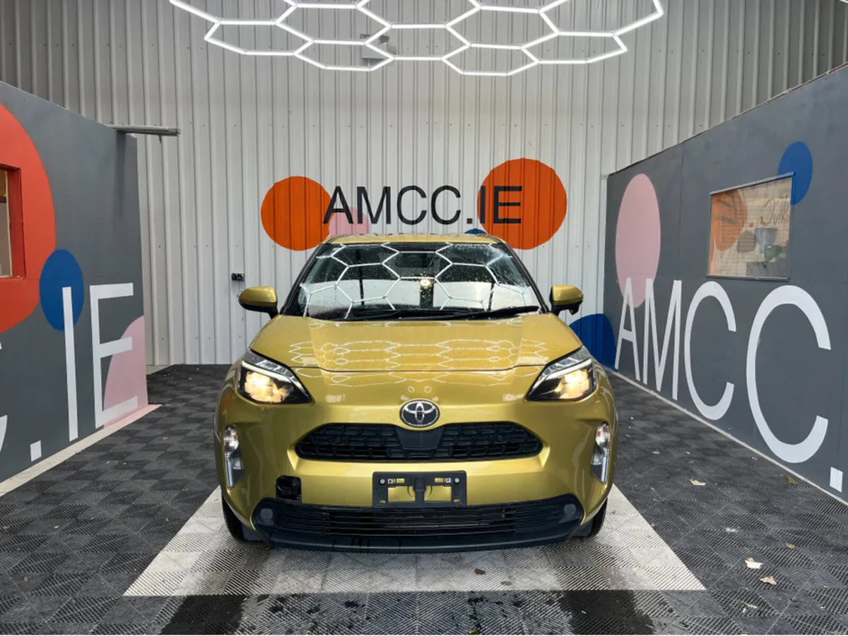 Toyota Yaris Cross ONLY €22950! YARIS CROSS 1.5 Pe - Image 2