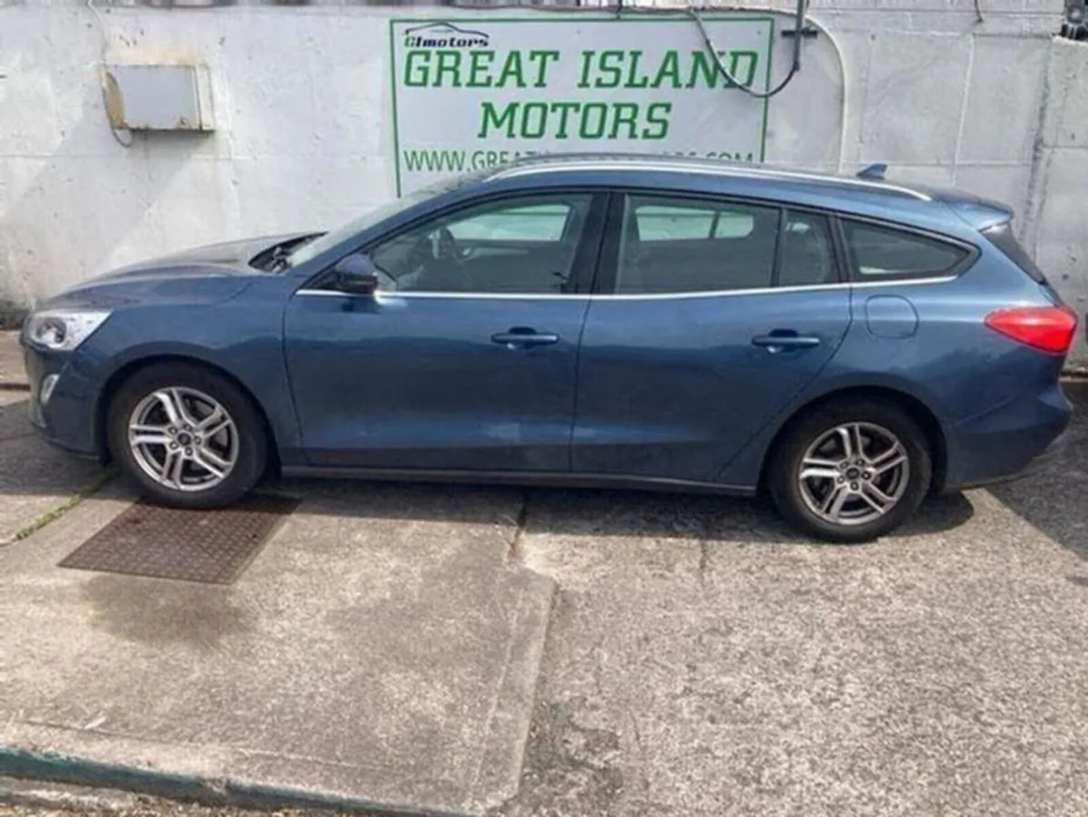 Ford Focus 1.5 Zetec Estate Diesel Manual (120bhp) - Image 6