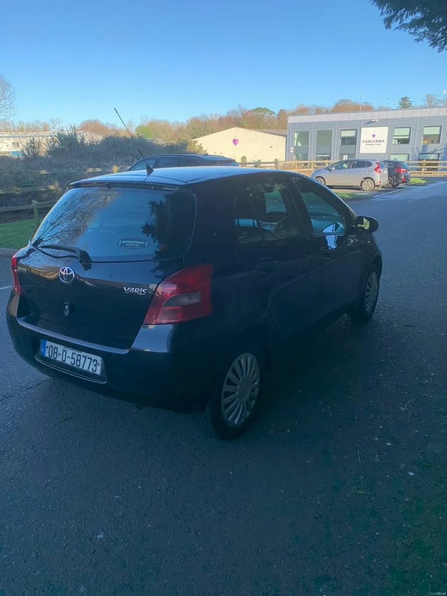 Toyota Yaris 2008 - Image 2