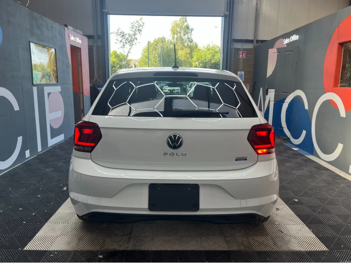 Volkswagen Polo 1.0 TSI COMFORT LINE / 16k KMs / R - Image 5