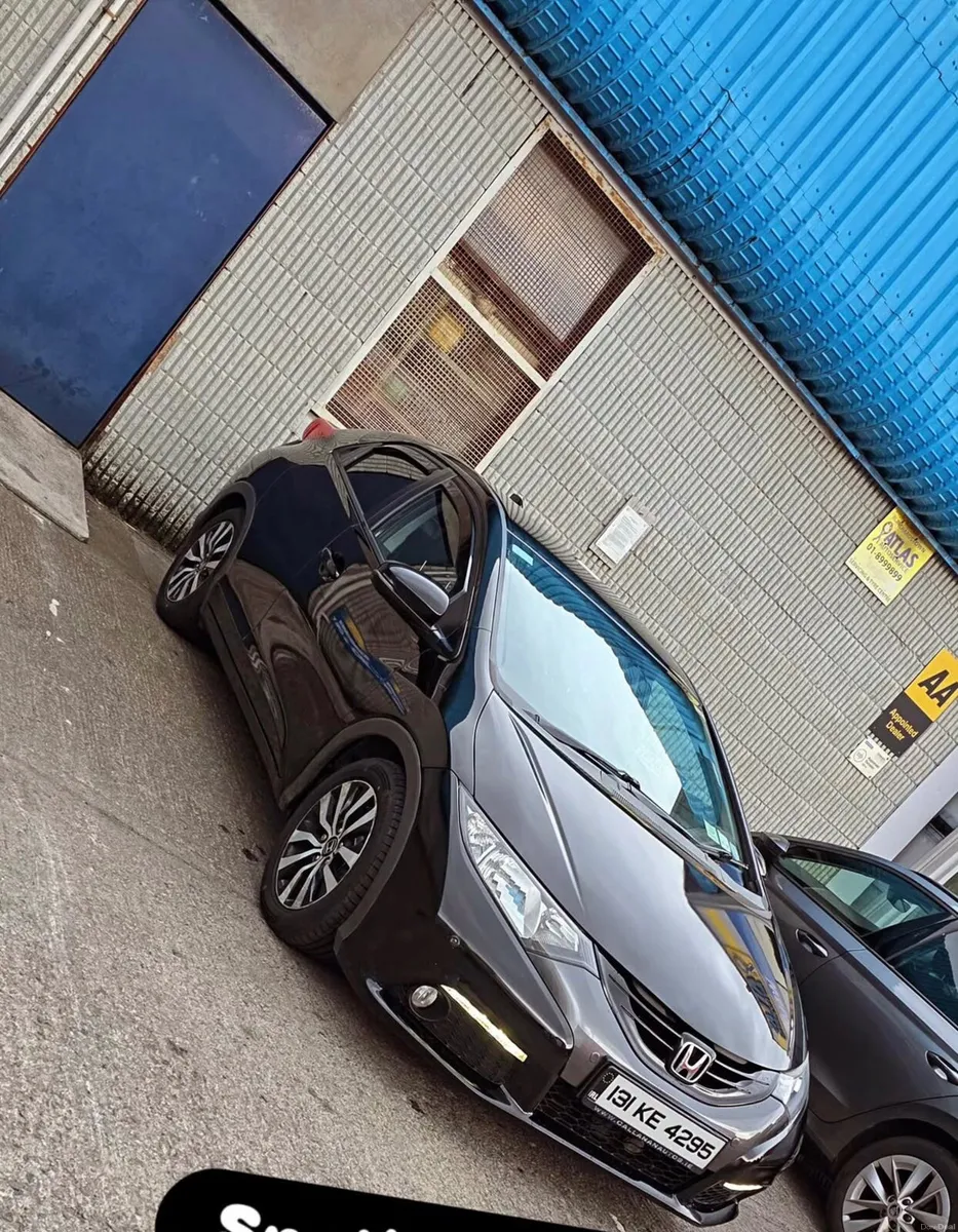 Honda Civic 2013 - Image 1