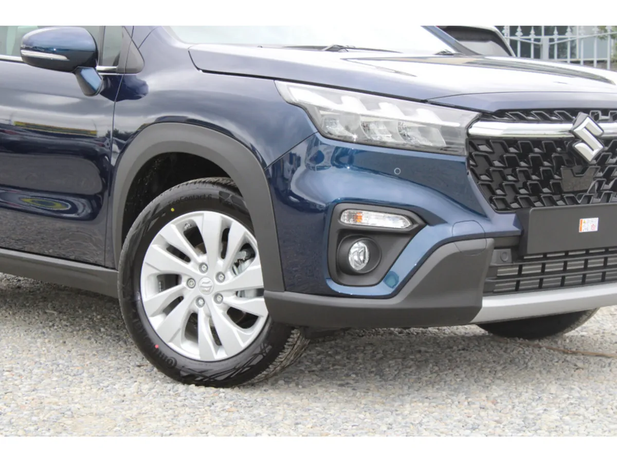 Suzuki SX4 S-Cross 1.4 Hybrid Motion *0% Finance a - Image 3