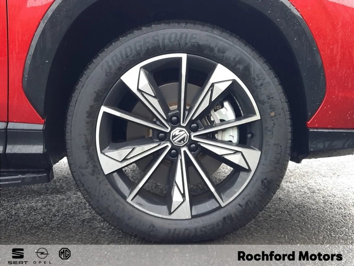 MG HS Plug-In Hybrid  *0% APR HP/PCP Finance* - Image 6
