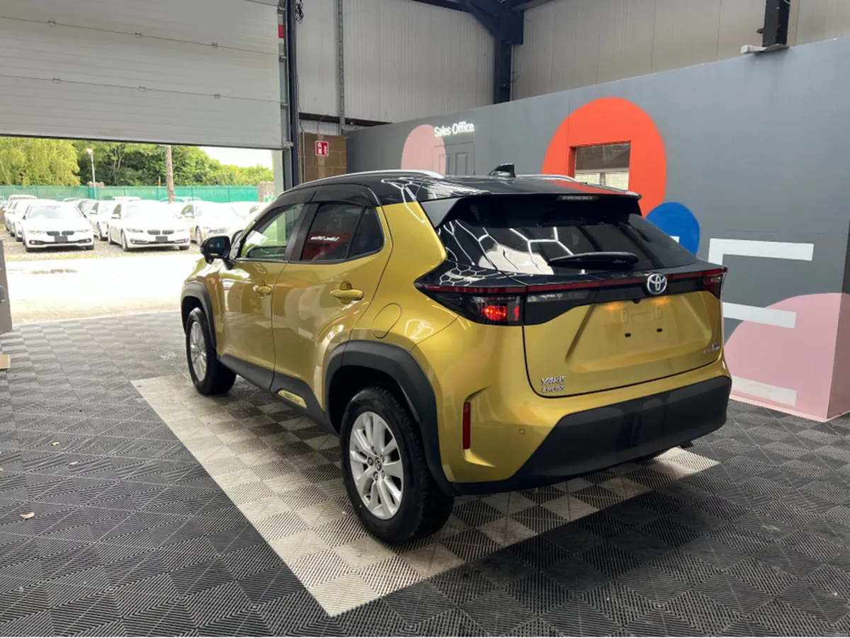 Toyota Yaris Cross Yaris Cross Automatic 1.5 HYBRI - Image 4