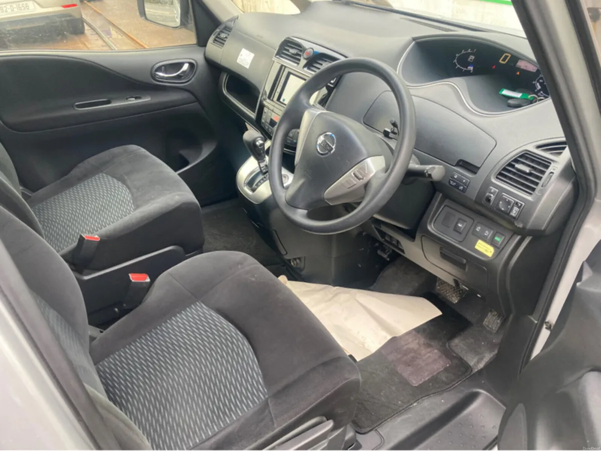 Nissan Serena 2.0i HYBRID 8 SEATER PETROL AUTOMATI - Image 5