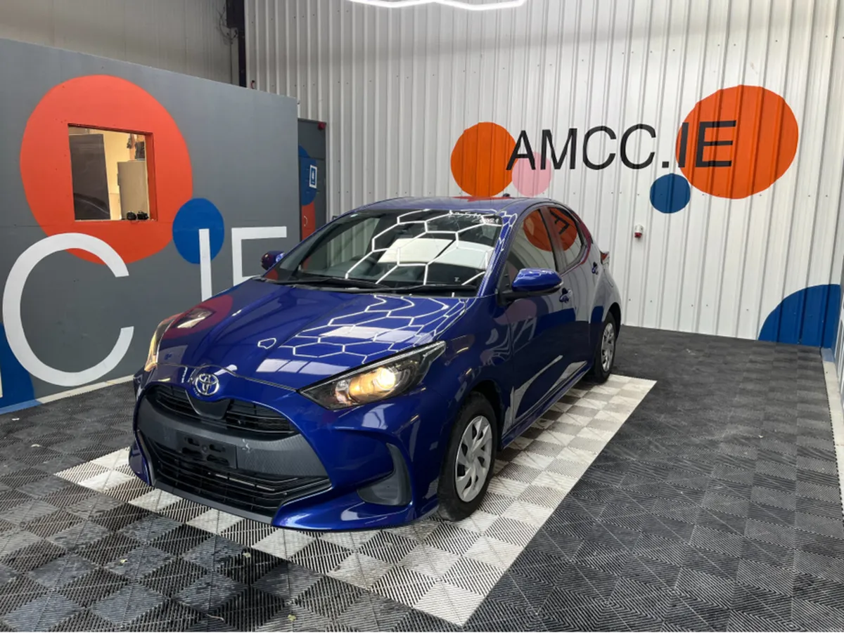 Toyota Yaris ONLY €16950! YARIS AUTOMATIC 1.0 PETR - Image 3