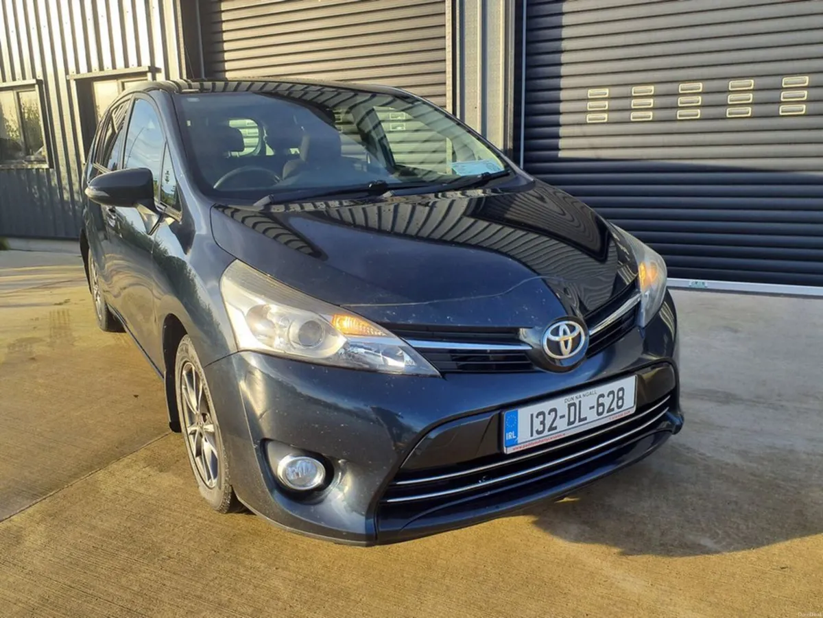 Toyota Verso Icon (126BP) 2.0 5DR - Image 2