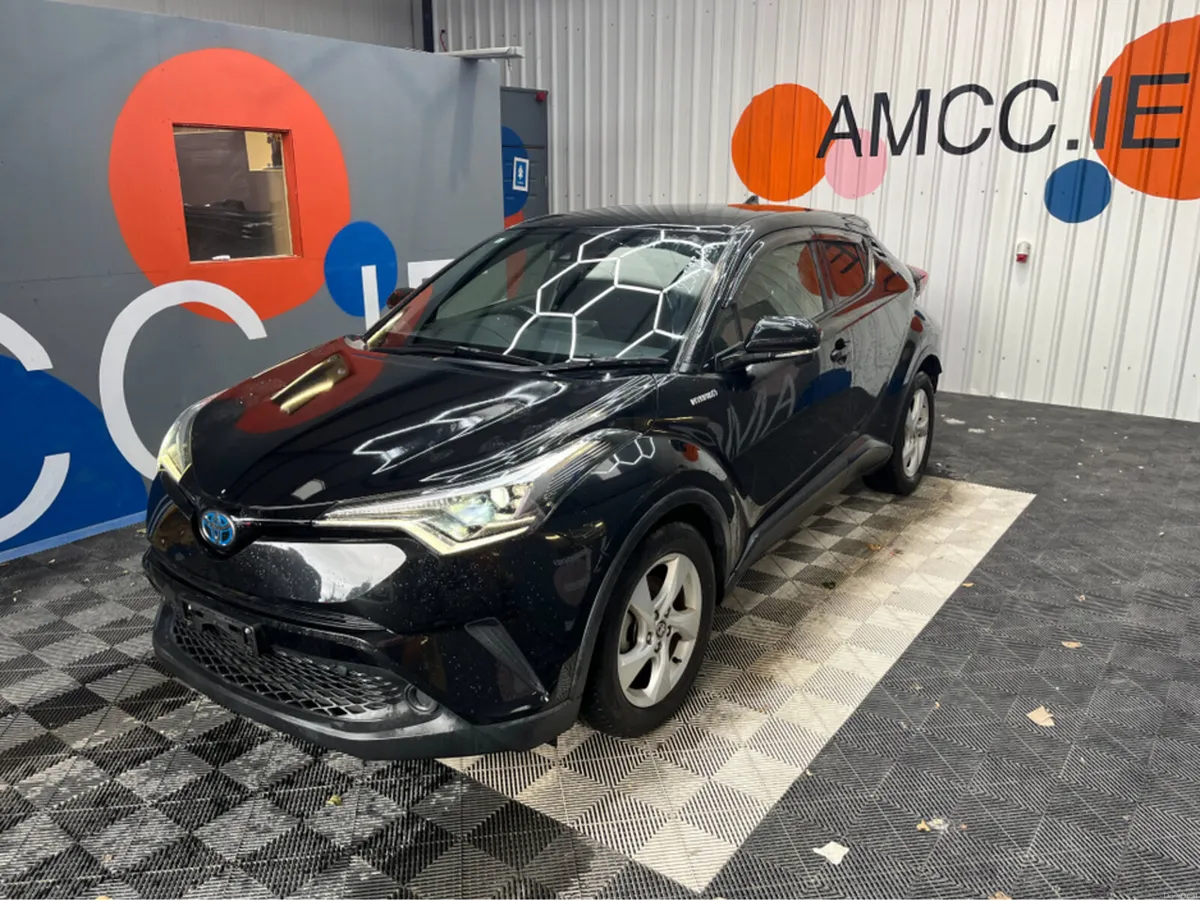 Toyota C-HR ONLY €20950! C-HR 1.8 HYBRID / 69k KMs - Image 3