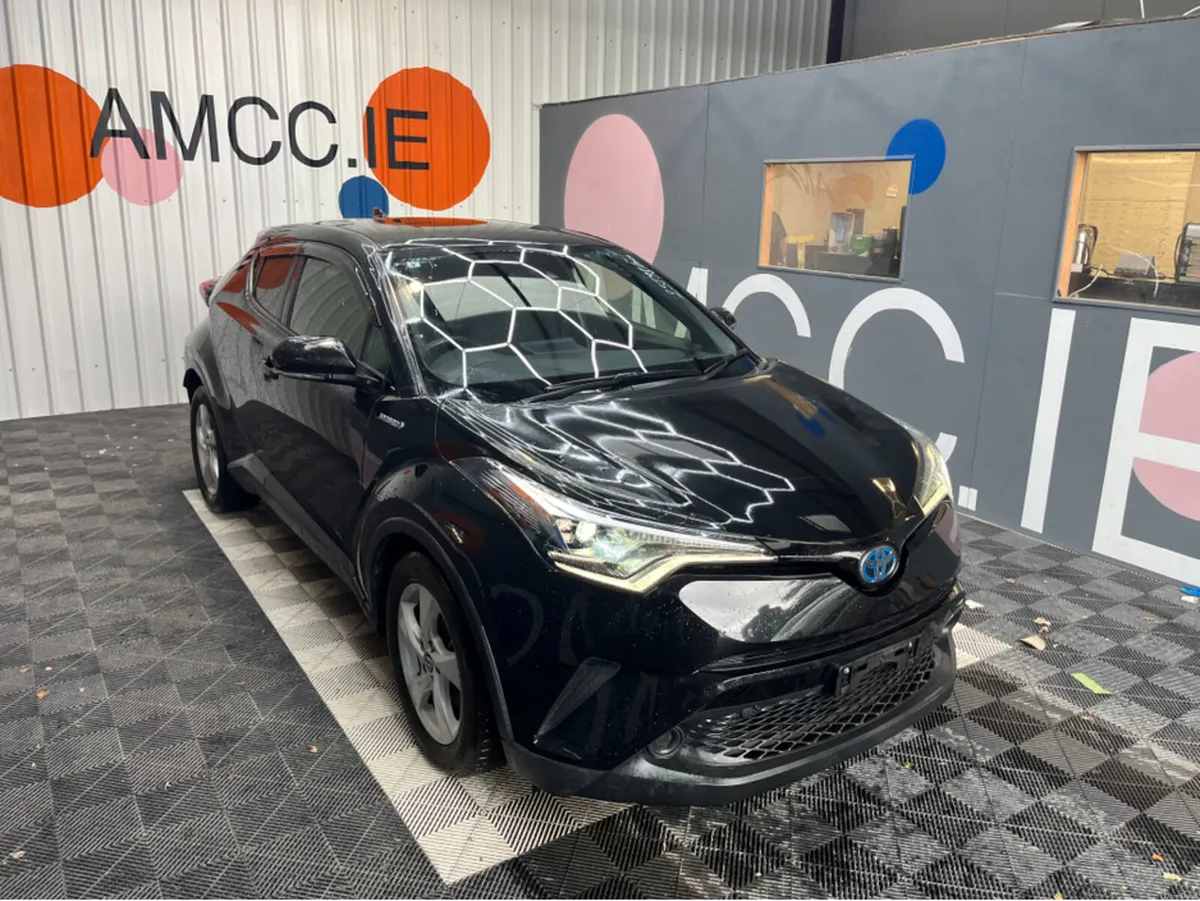 Toyota C-HR ONLY €20950! C-HR 1.8 HYBRID / 69k KMs - Image 1