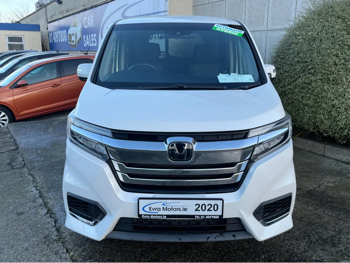 Honda Stepwagon SPADA 7 SEATER HYBRID 2.0 PETROL / - Image 2