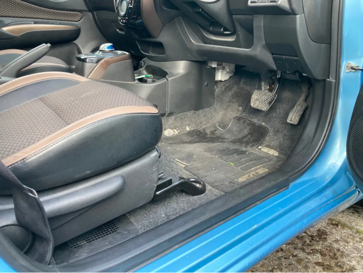 Nissan Note 1.2 HYBRID PETROL E- POWER AUTOMATIC - Image 4