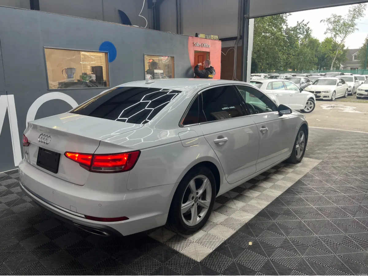 Audi A4 2019 AUDI A4 AUTOMATIC 1.4 TFSI SPORT / 55 - Image 6