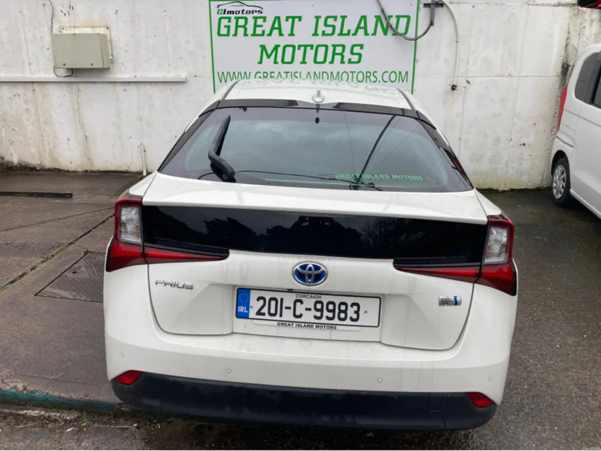 Toyota Prius 1.8i Petrol Hybrid Automatic - Image 3