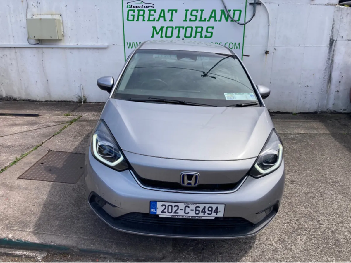 Honda Fit 1.5i Petrol Hybrid Automatic - Image 5