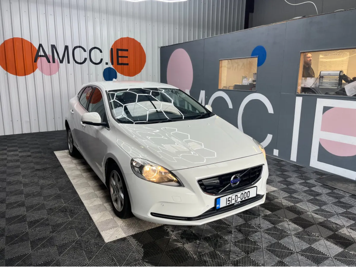 Volvo V40 €14950! 2015 VOLVO V40 AUTOMATIC 2.0L DI - Image 1
