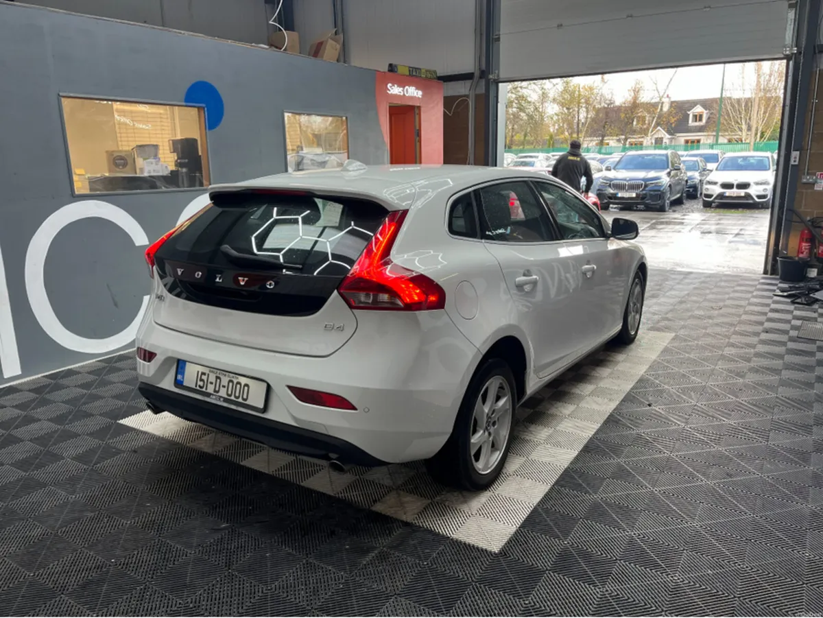 Volvo V40 €14950! 2015 VOLVO V40 AUTOMATIC 2.0L DI - Image 2