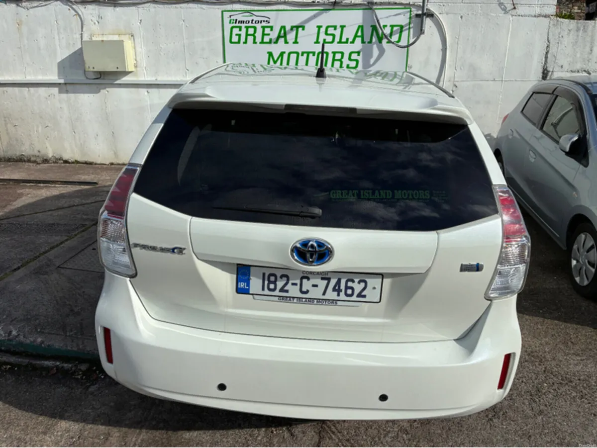 Toyota Prius 1.8i 5 SEATS HYBRID PETROL - Image 5