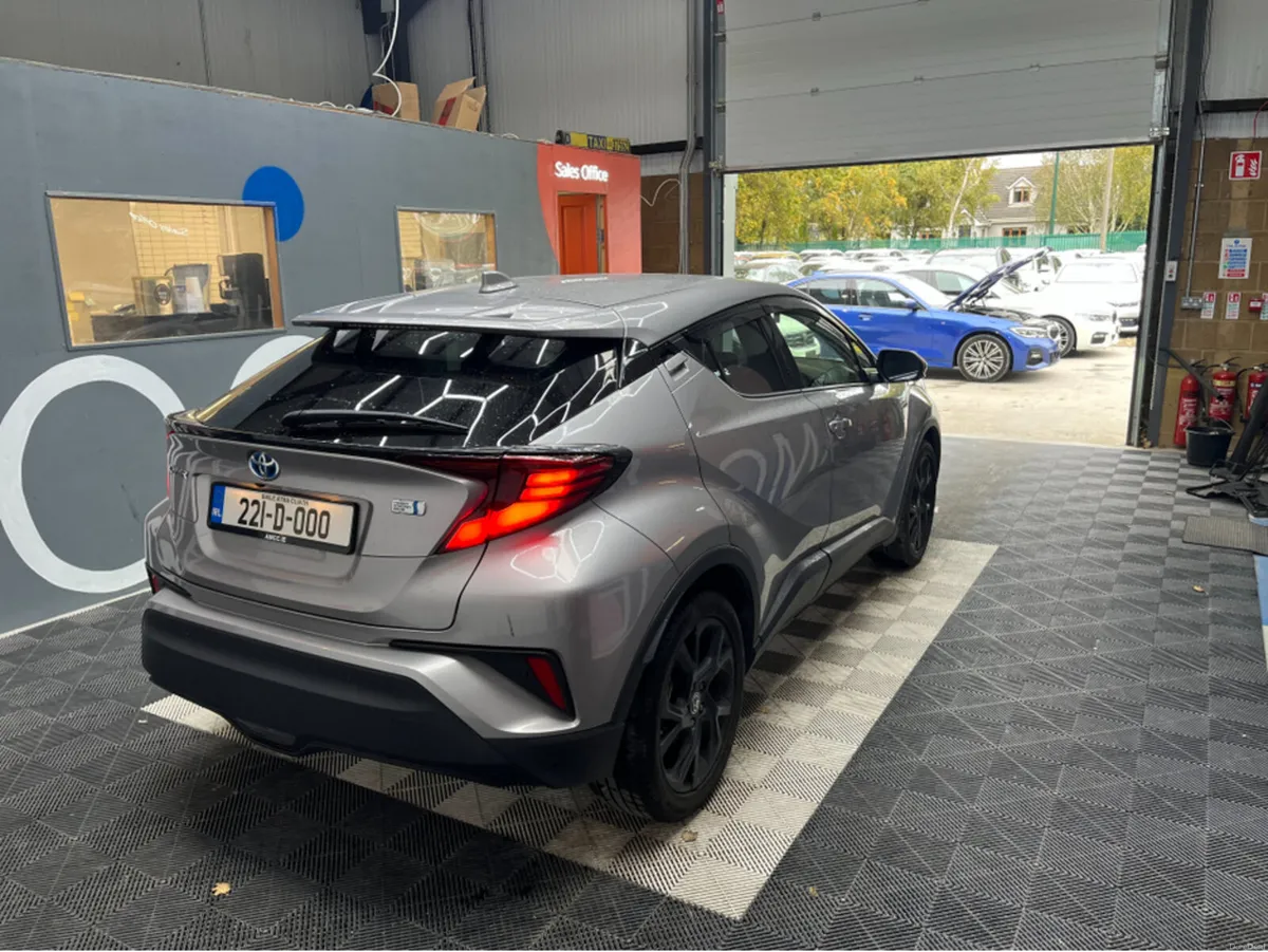 Toyota C-HR €26950 2022 TOYOTA C-HR 1.8L HYBRID / - Image 2