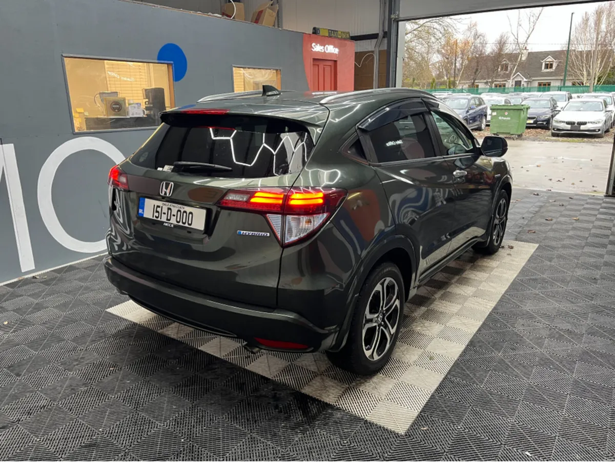 Honda Vezel €15950! 2015 HONDA VEZEL 1.5L HYBRID / - Image 2