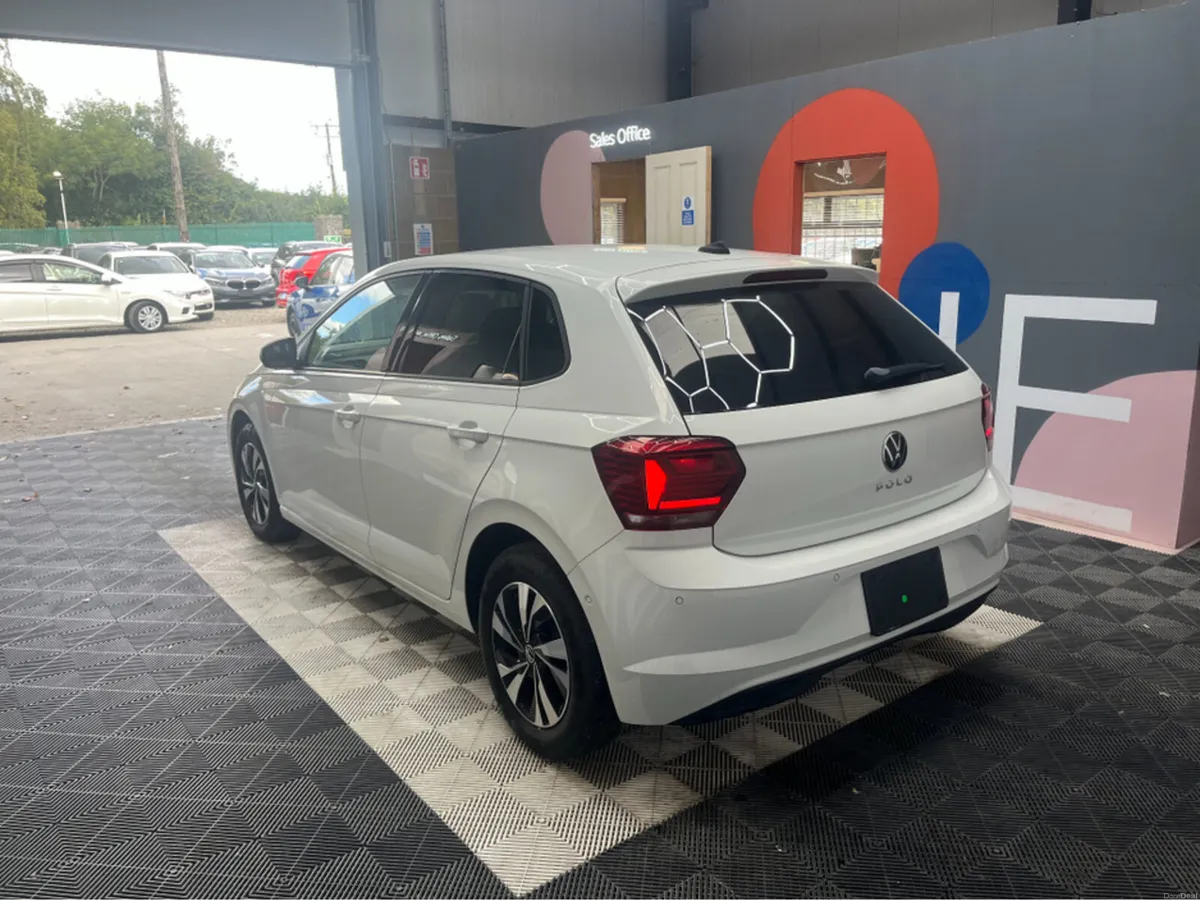 Volkswagen Polo POLO AUTOMATIC 1.0 TSI COMFORT LIN - Image 4