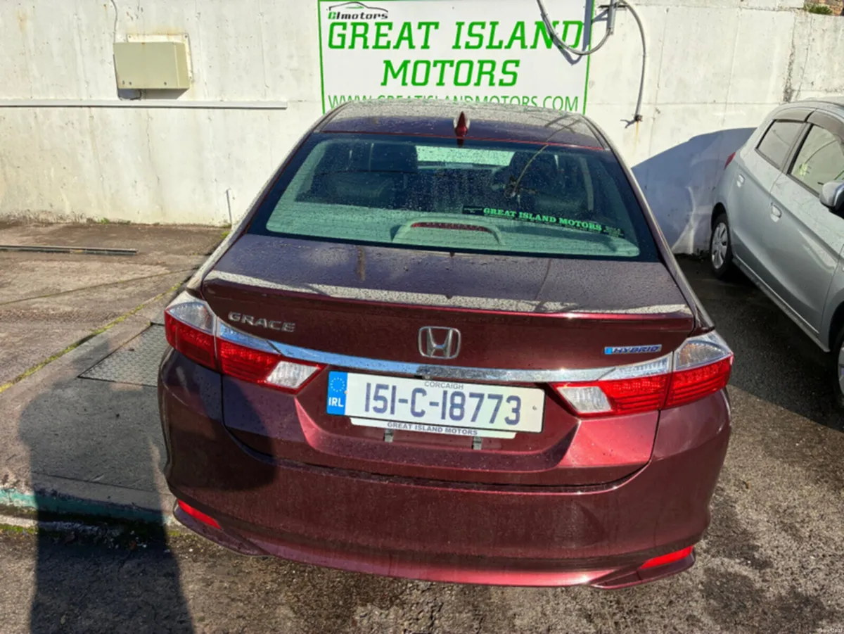 Honda Grace 1.5i Petrol Hybrid Automatic EX Model - Image 3