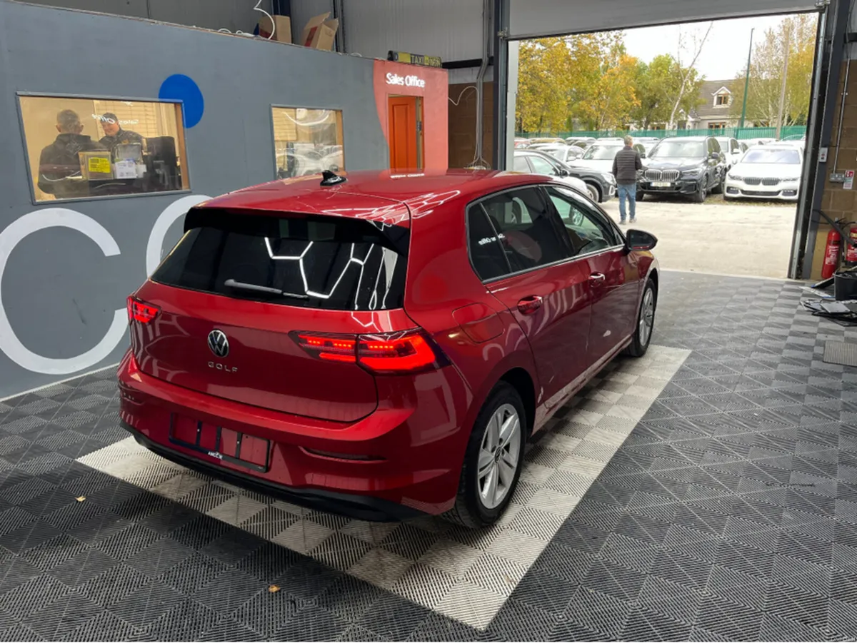 Volkswagen Golf ONLY €30950! 2023 VOLKSWAGEN GOLF - Image 2