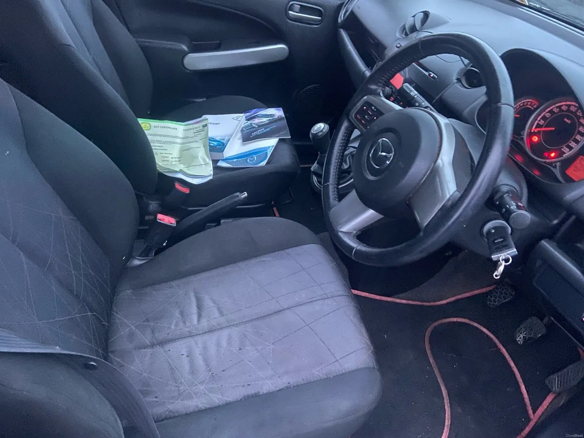 2015 Mazda 2 petrol - Image 4